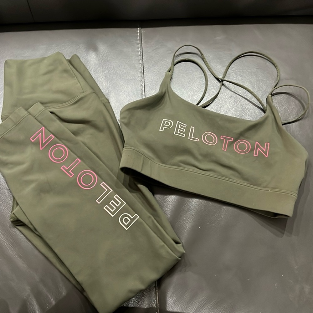 Peloton matching bra and legging SET